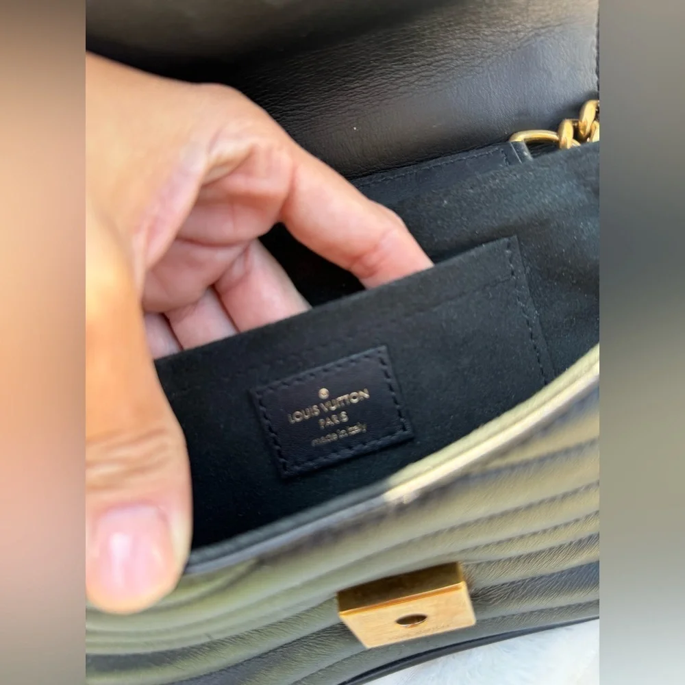 Louis Vuitton New Wave Chain Black